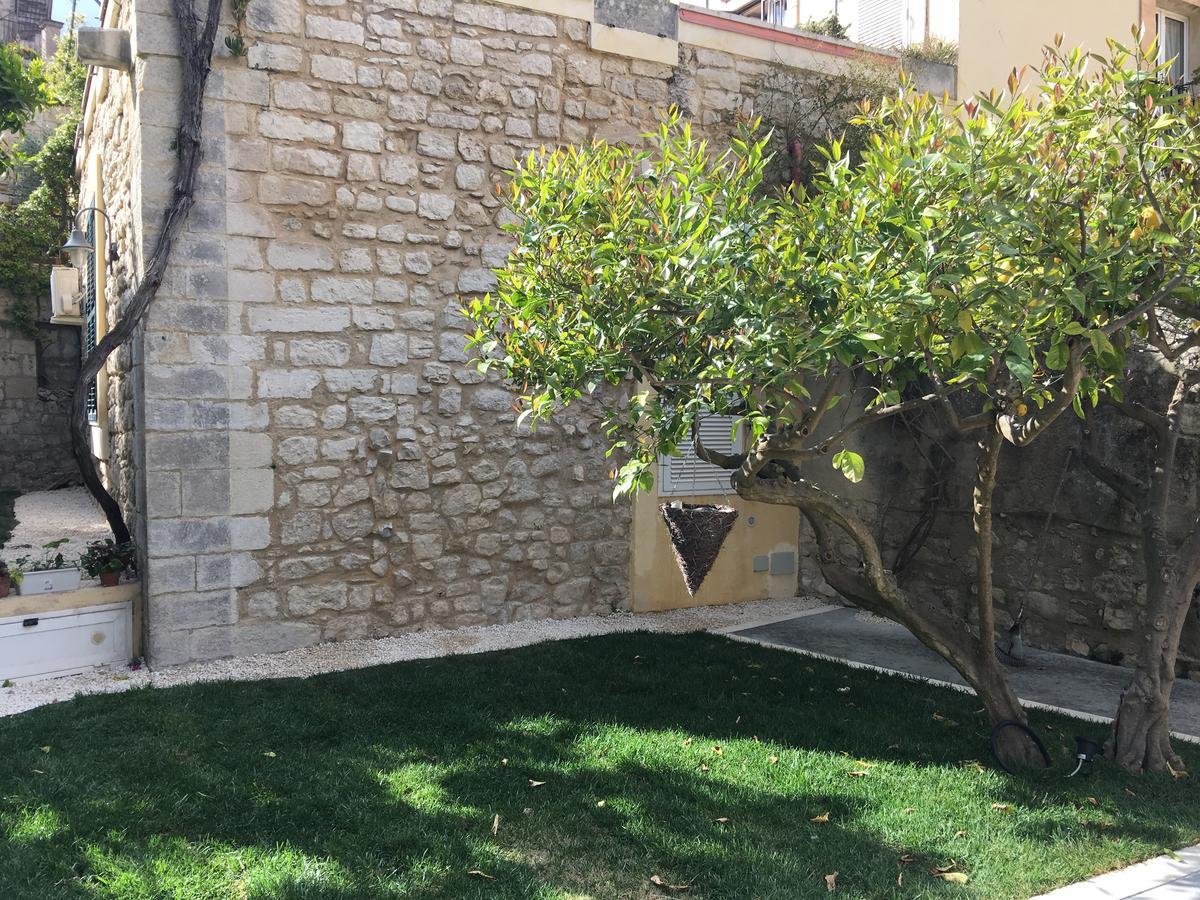 Le Fioriere Affittacamere E Casa Vacanze Ragusa Exterior foto